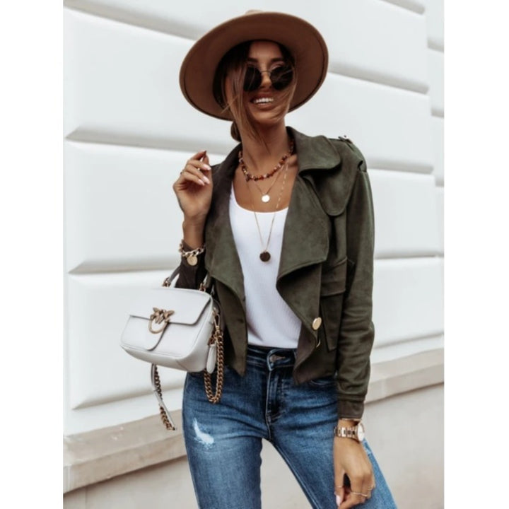 Damer Elegant Suede-Jacka med asymmetrisk krage och dekorativa knappdetaljer Mirla-Eva Jonsson