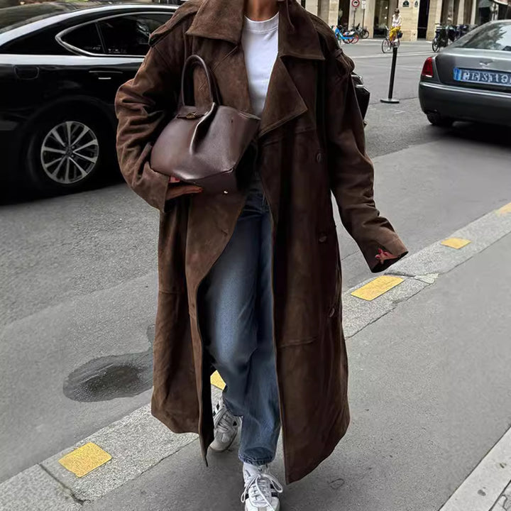 Damer Elegant Suede-Trenchcoat med generös passform Mirla-Eva Jonsson