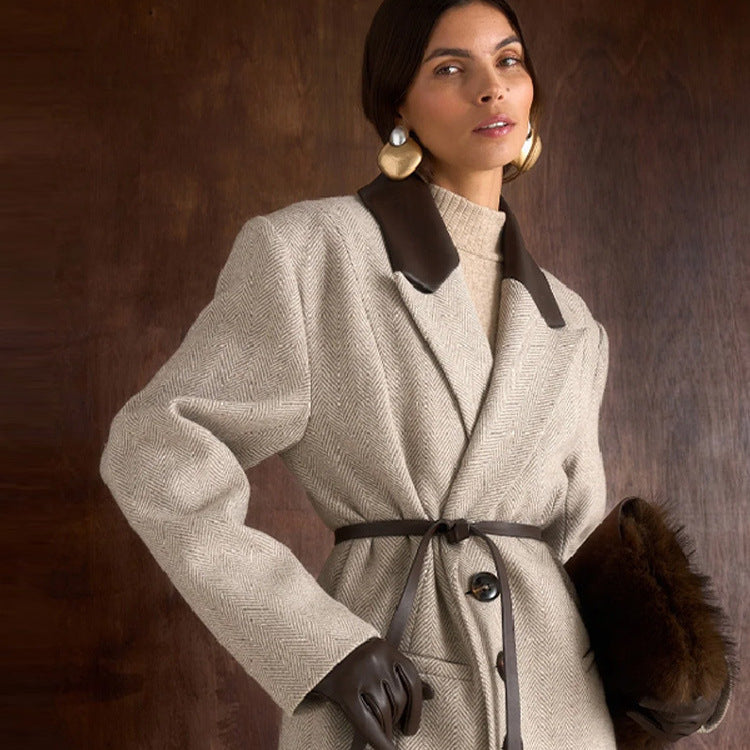 Damer Elegant Trench Coat med bälte och raffinerad krage Mirla-Eva Jonsson