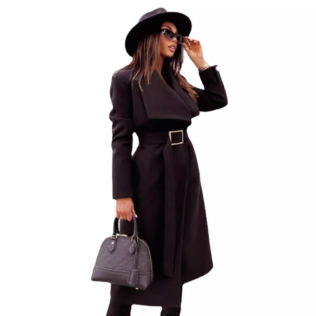 Damer Elegant Trenchcoat med bred krage och bälte Mirla-Eva Jonsson