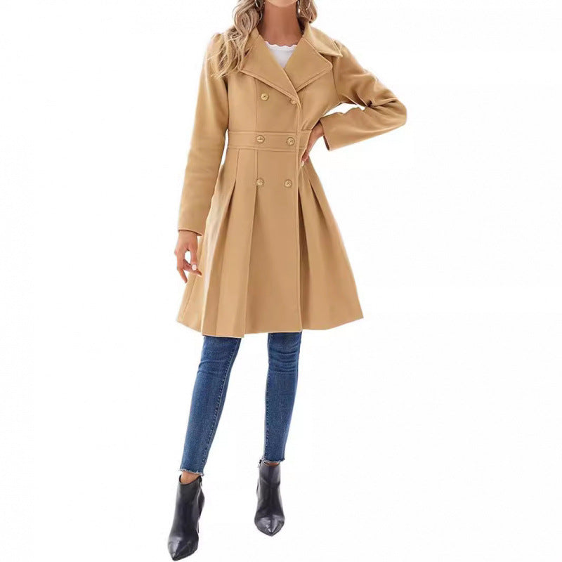 Damer Elegant Trenchcoat med figursydd skärning och plisserad detalj Mirla-Eva Jonsson