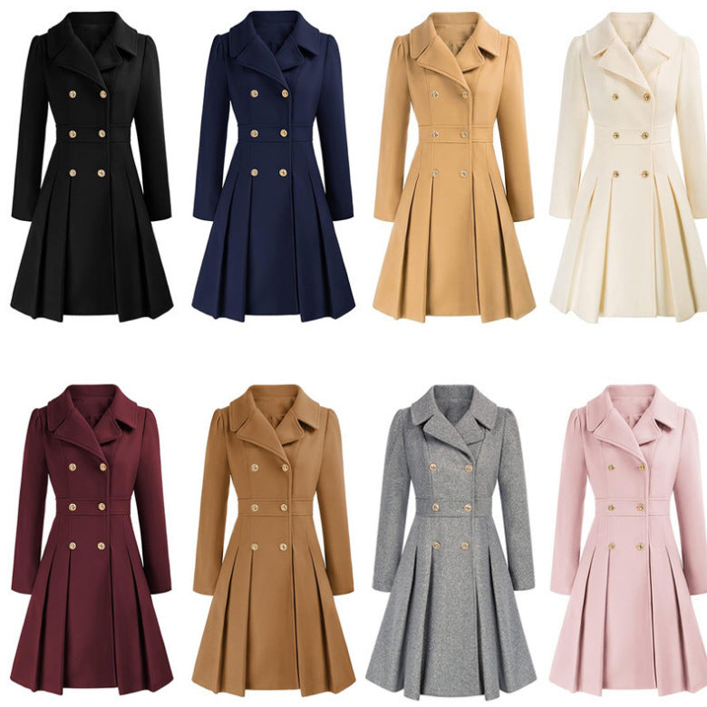 Damer Elegant Trenchcoat med figursydd skärning och plisserad detalj Mirla-Eva Jonsson