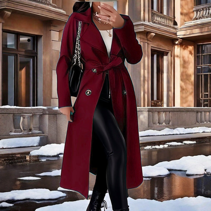 Damer Elegant Trenchcoat med midjeband och dubbelknäppta detaljer Mirla-Eva Jonsson