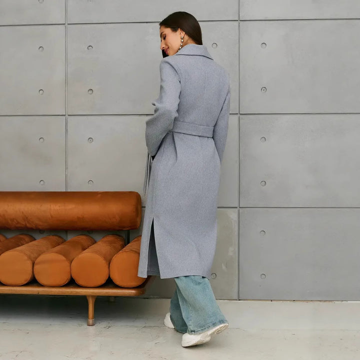 Damer Elegant Ullkappa i dubbelknäppt design Mirla-Eva Jonsson