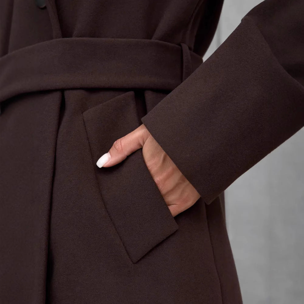 Damer Elegant Ullkappa i dubbelknäppt design Mirla-Eva Jonsson