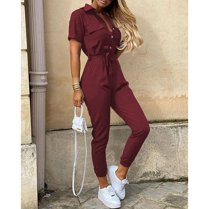 Damer Elegant Utility-jumpsuit med knapplist och midjeslipsbar bälte Mirla-Eva Jonsson