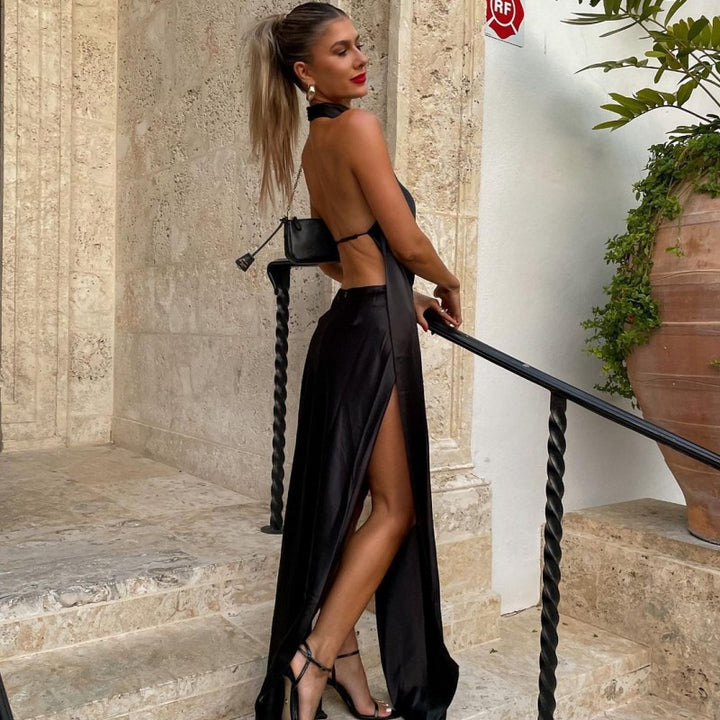 Damer Elegant V-ringad klänning med djup slits och raffinerad skärning Eva Jonsson-Eva Jonsson