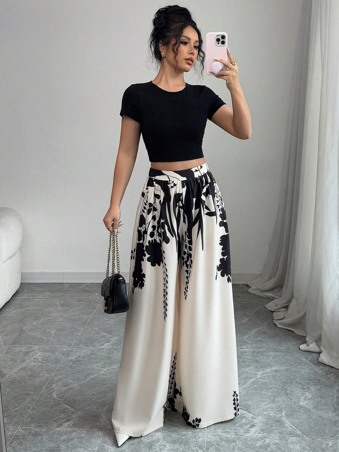Damer Elegant Vid Byxa med Blommönster och Hög Midja Mirla-Eva Jonsson