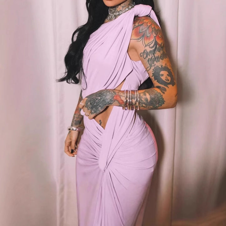 Damer Elegant Wickeldress med asymmetrisk snitt och volangdetaljer Mirla-Eva Jonsson