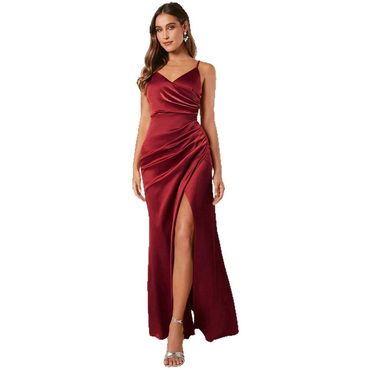 Damer Elegant Wrap Dress med hög klittslits och smala band Mirla-Eva Jonsson