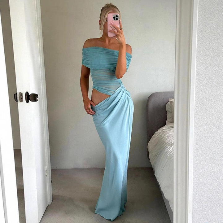 Damer Elegant Wrap Klänning med Off-Shoulder Design och Draperingseffekt Mirla-Eva Jonsson