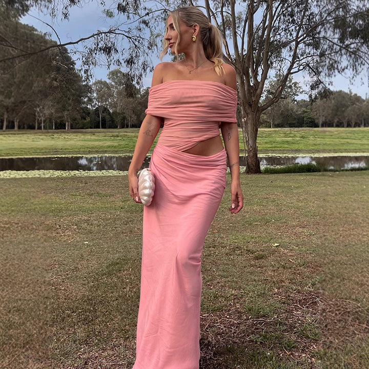 Damer Elegant Wrap Klänning med Off-Shoulder Design och Draperingseffekt Mirla-Eva Jonsson