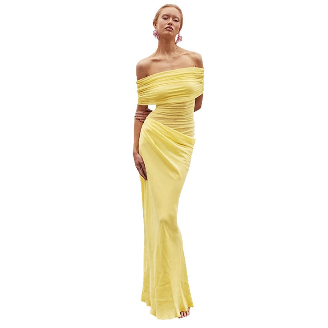 Damer Elegant Wrap Klänning med Off-Shoulder Design och Draperingseffekt Mirla-Eva Jonsson