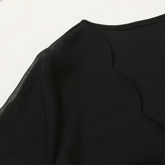 Damer Elegant Wrap-klänning med genomskinliga ärmar och rhinestone-accenter Mirla-Eva Jonsson