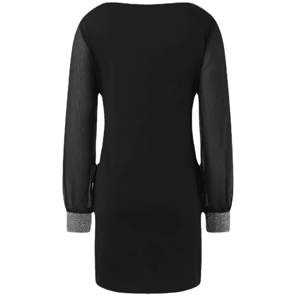 Damer Elegant Wrap-klänning med genomskinliga ärmar och rhinestone-accenter Mirla-Eva Jonsson