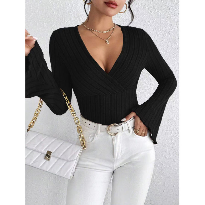 Damer Elegant Wrap-top med smickrande V-hals Mirla-Eva Jonsson
