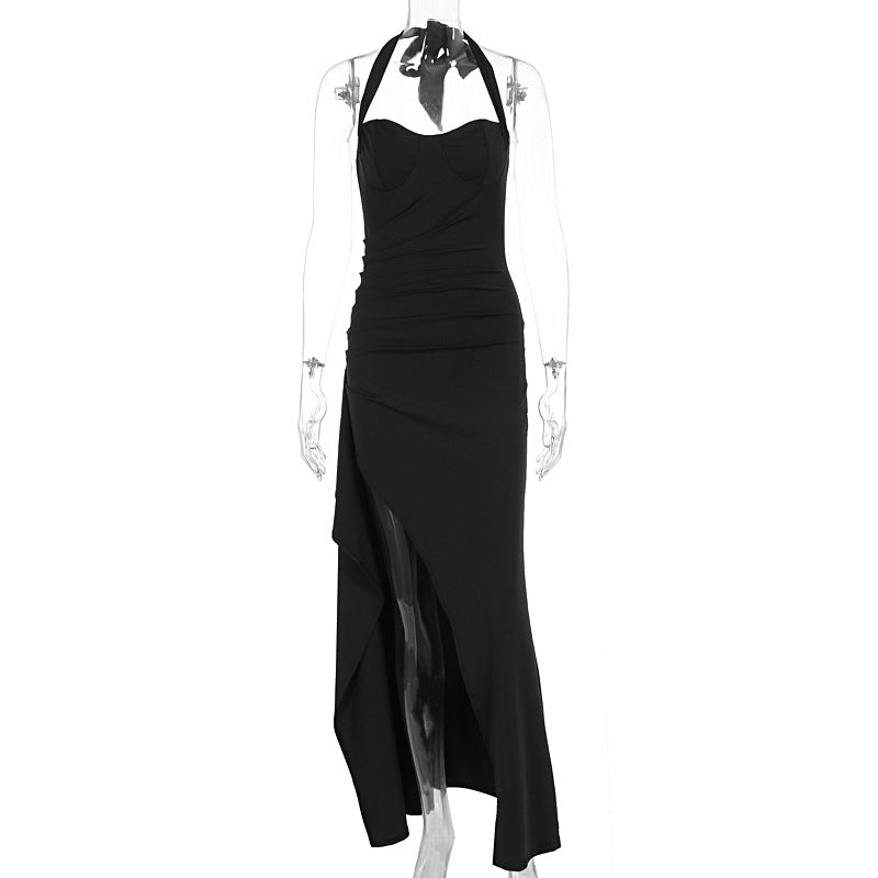 Damer Elegant aftenkjole med raffineret split og strapless design Mirla-Eva Jonsson