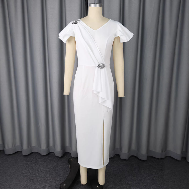 Damer Elegant aftonklänning med figurnära silhuett Mirla-Eva Jonsson