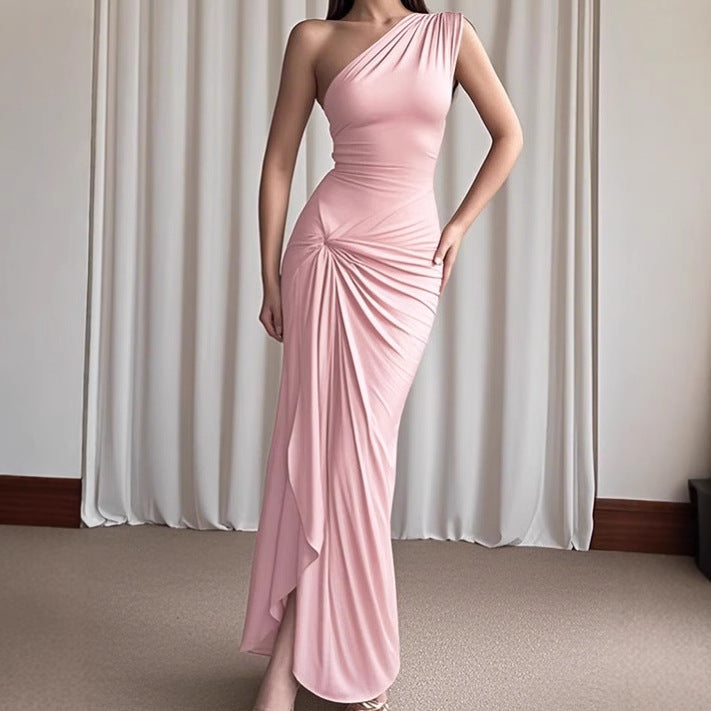 Damer Elegant asymmetrisk Maxiklänning med raffinerad drapering Eva Jonsson-Eva Jonsson