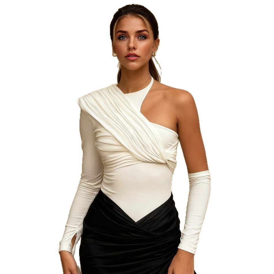 Damer Elegant asymmetrisk topp med sofistikerad vikdesign Mirla-Eva Jonsson