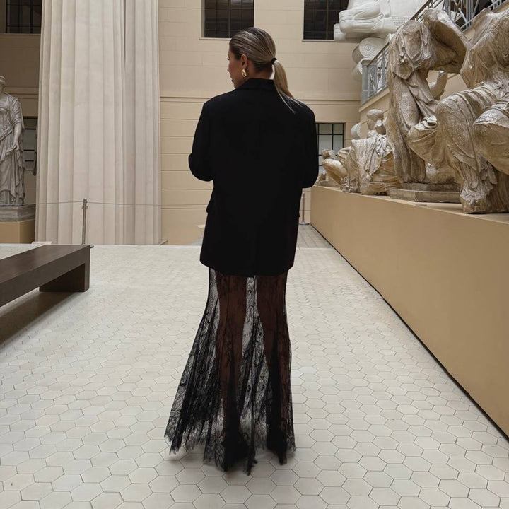 Damer Elegant avslappnad blazer med transparent spetskjol Mirla-Eva Jonsson