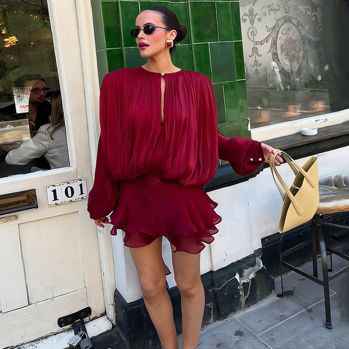 Damer Elegant blusset med volangdekorerade shorts Mirla-Eva Jonsson