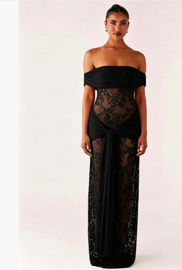 Damer Elegant draperat spetsklänning med off-shoulder design Mirla-Eva Jonsson