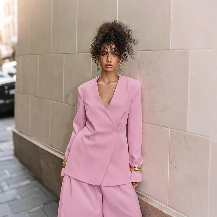 Damer Elegant ensemble av blazer och vid byxa Mirla-Eva Jonsson