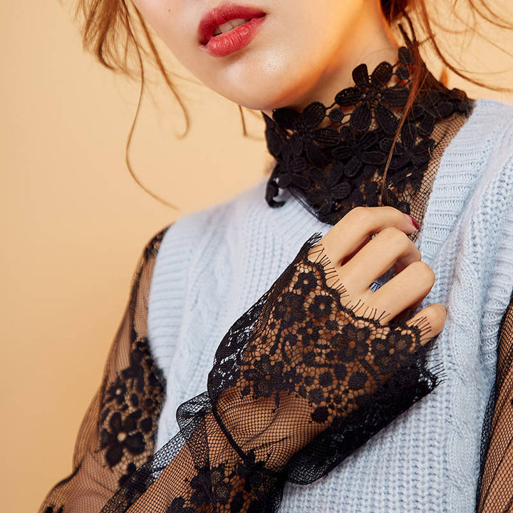Damer Elegant genomskinlig blus med spetsapplikationer Mirla-Eva Jonsson