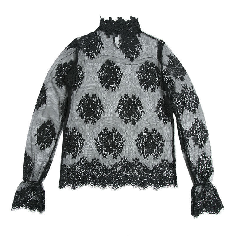 Damer Elegant genomskinlig blus med spetsapplikationer Mirla-Eva Jonsson