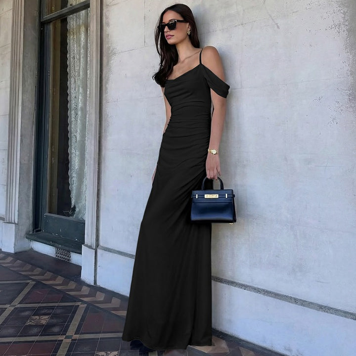 Damer Elegant golvlång klänning med unik drapering Mirla-Eva Jonsson