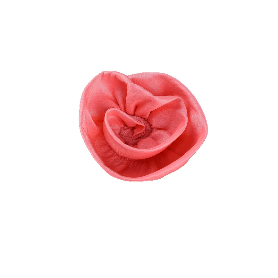Damer Elegant klänning med voluminösa puffärmar och blommig accent Mirla-Eva Jonsson