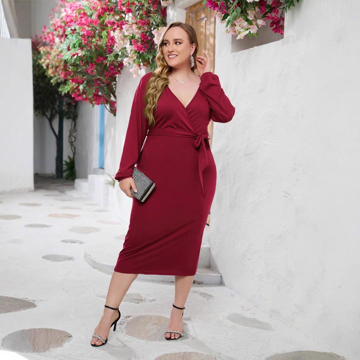 Damer Elegant knytklänning med figurnära silhuett och lång ärm Mirla-Eva Jonsson