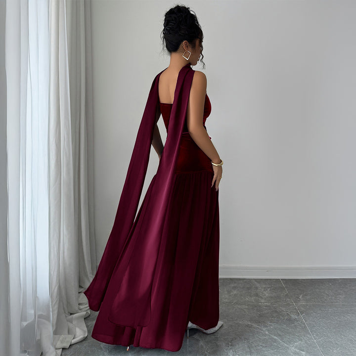 Damer Elegant kvällsklänning med off-shoulder design och flödande kjol Mirla-Eva Jonsson
