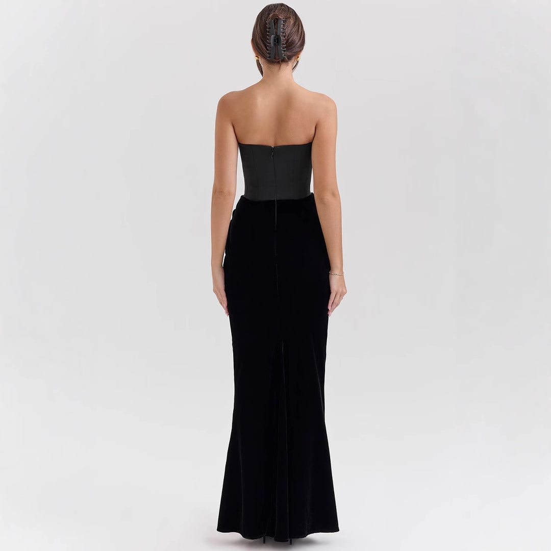 Damer Elegant lång aftonklänning med bustier och figurnära snitt Mirla-Eva Jonsson