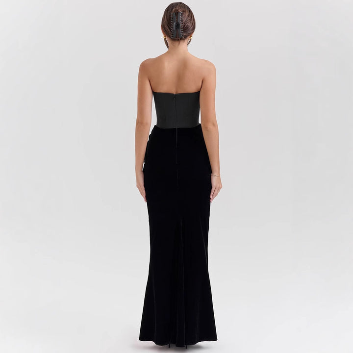 Damer Elegant lång aftonklänning med bustier och figurnära snitt Mirla-Eva Jonsson