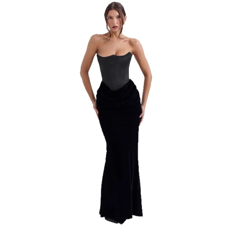 Damer Elegant lång aftonklänning med bustier och figurnära snitt Mirla-Eva Jonsson