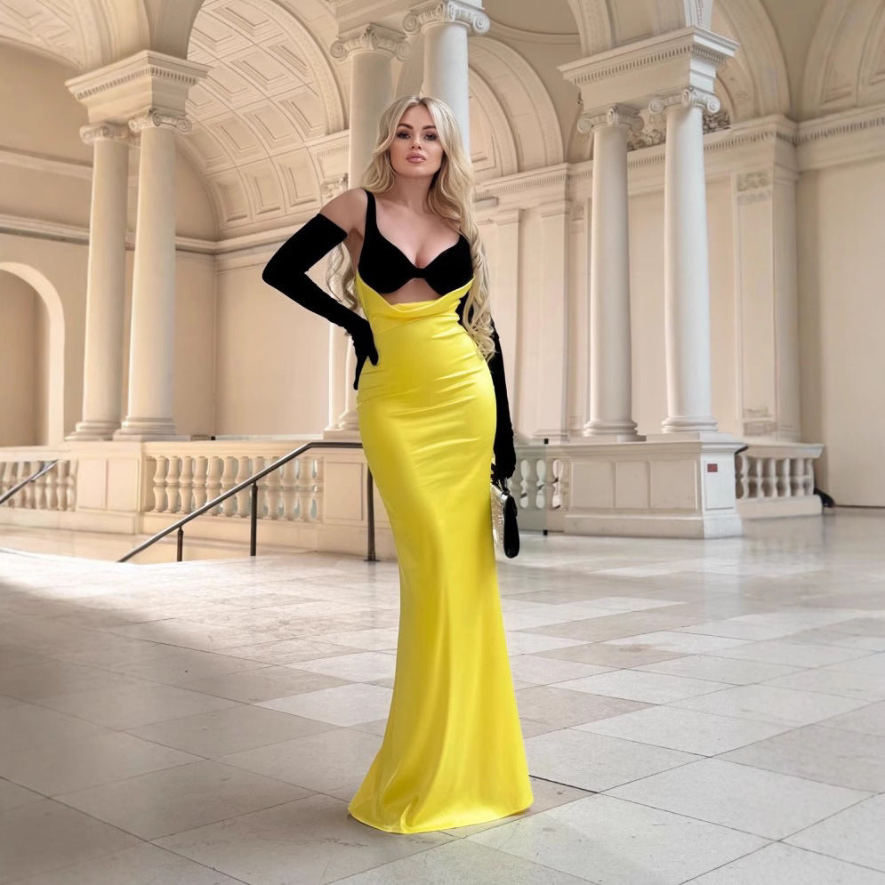 Damer Elegant lång klänning med raffinerad bustier-design och flödande kjol Mirla-Eva Jonsson