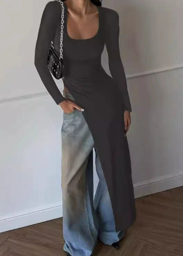 Damer Elegant långärmad klänning med asymmetrisk fåll Mirla-Eva Jonsson