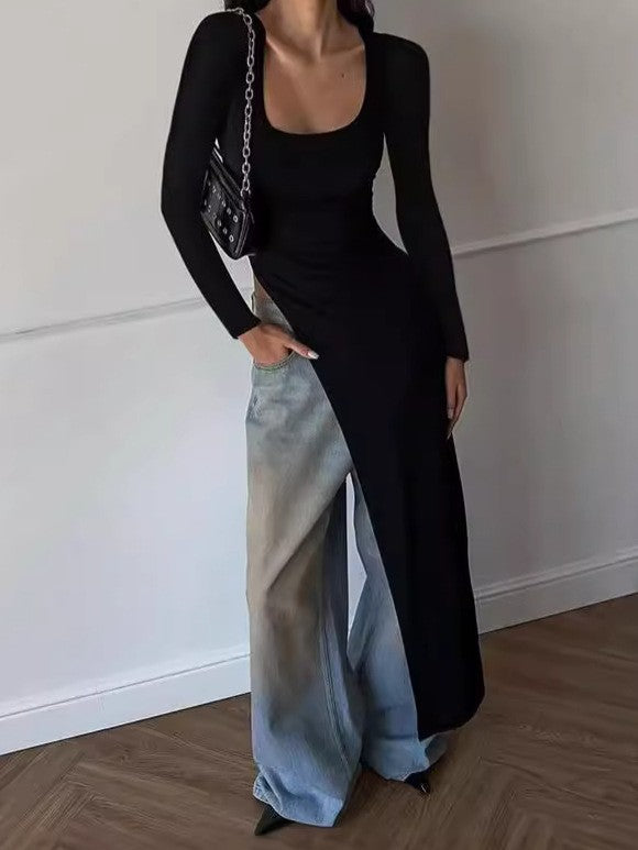 Damer Elegant långärmad klänning med asymmetrisk fåll Mirla-Eva Jonsson