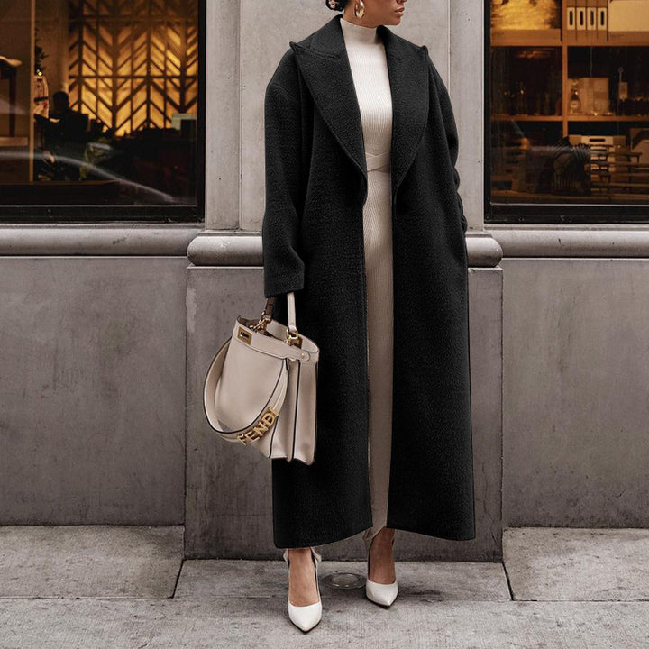 Damer Elegant och Varm Ullkappa med Modern Skärning Mirla-Eva Jonsson