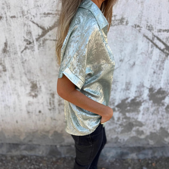 Damer Elegant och avslappnad satinblus med korta ärmar Eva Jonsson-Eva Jonsson