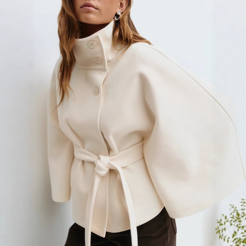 Damer Elegant och bekväm ulljacka med midjebälte Mirla-Eva Jonsson