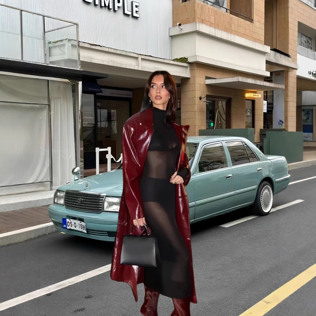 Damer Elegant och figurnära Maxiklänning med transparenta insatser Mirla-Eva Jonsson
