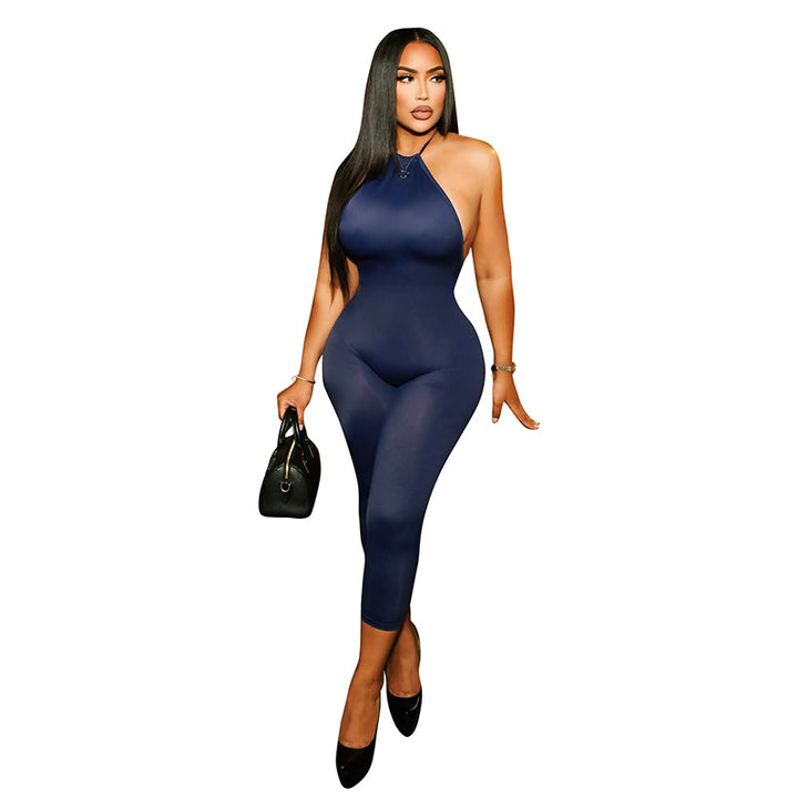 Damer Elegant och figurnära jumpsuit med hög krage och diskret design Mirla-Eva Jonsson