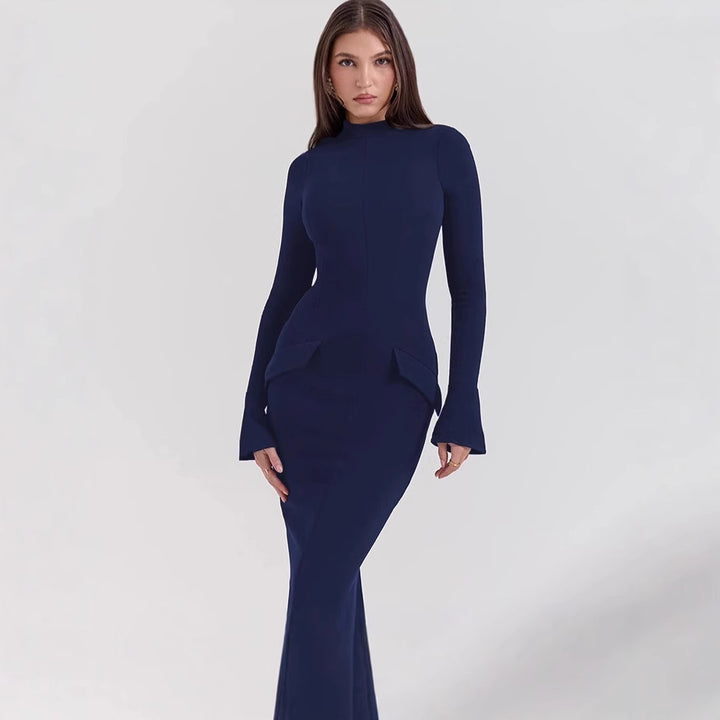 Damer Elegant och figurnära långärmad klänning med modern design Eva Jonsson-Eva Jonsson