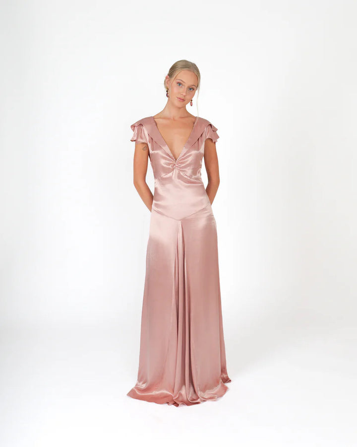 Damer Elegant och flödande satin-jumpsuit Mirla-Eva Jonsson