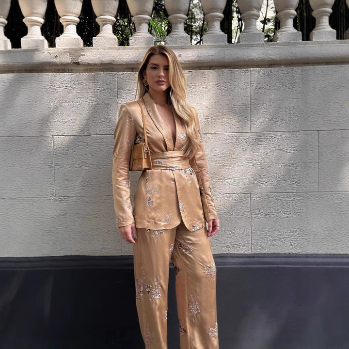 Damer Elegant och högkvalitativ kavaj-set med fin broderi Mirla-Eva Jonsson