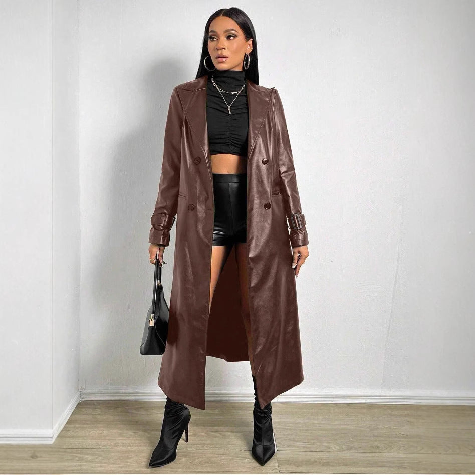 Damer Elegant och moderiktig trenchcoat i konstläder Mirla-Eva Jonsson