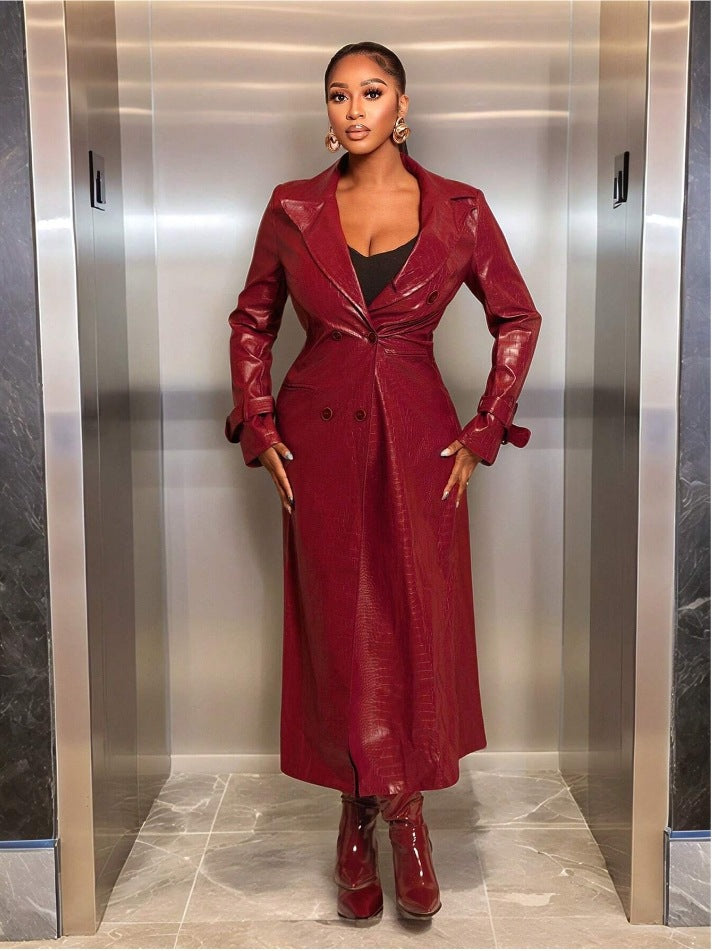 Damer Elegant och moderiktig trenchcoat i konstläder Mirla-Eva Jonsson